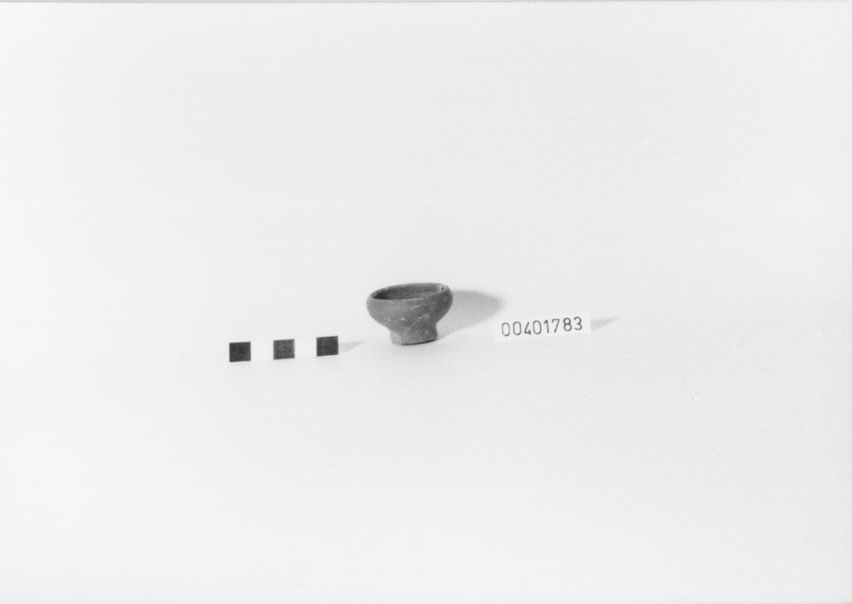 Coppetta miniaturistica (Fine IV a.C)