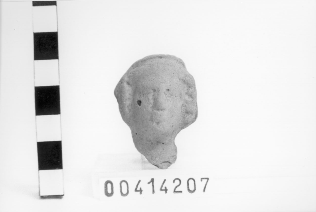 Figura femminile (Statuetta votiva/ frammento) (III a.C, II a.C)