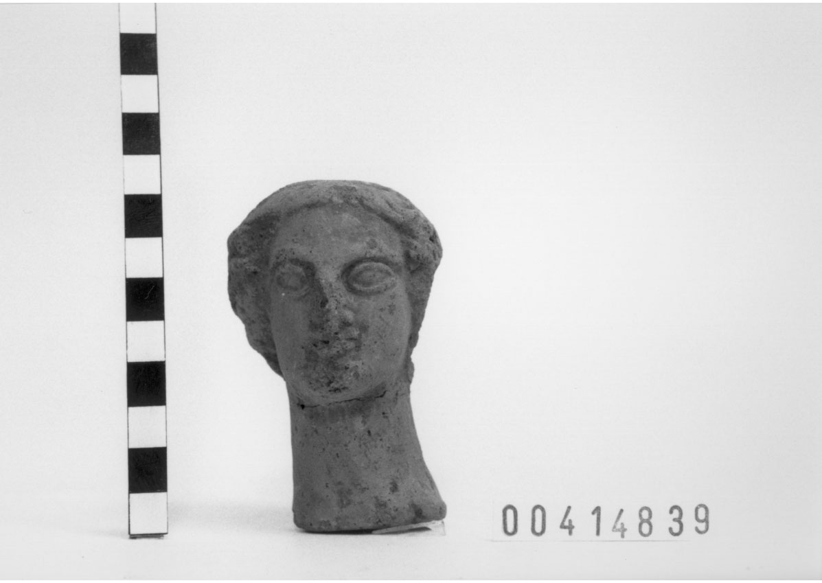 Figura maschile (?) (Testa votiva) (III a.C, II a.C)