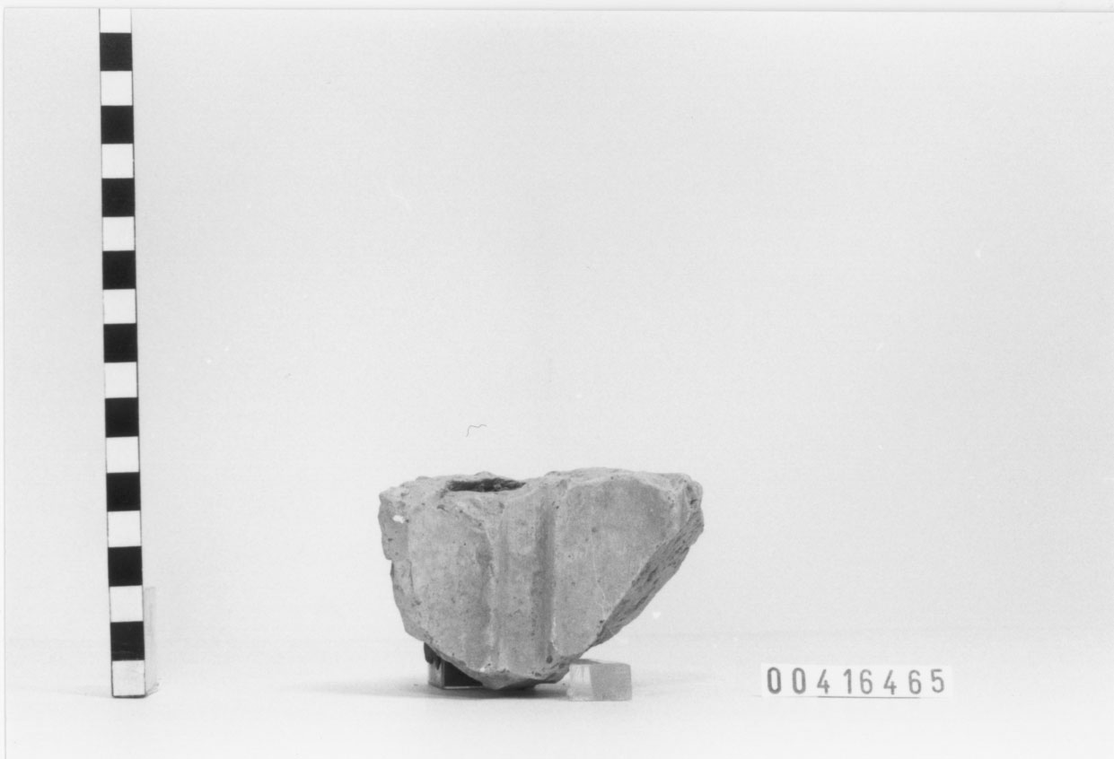 Lastra di rivestimento/ frammento (III a.C, II a.C)