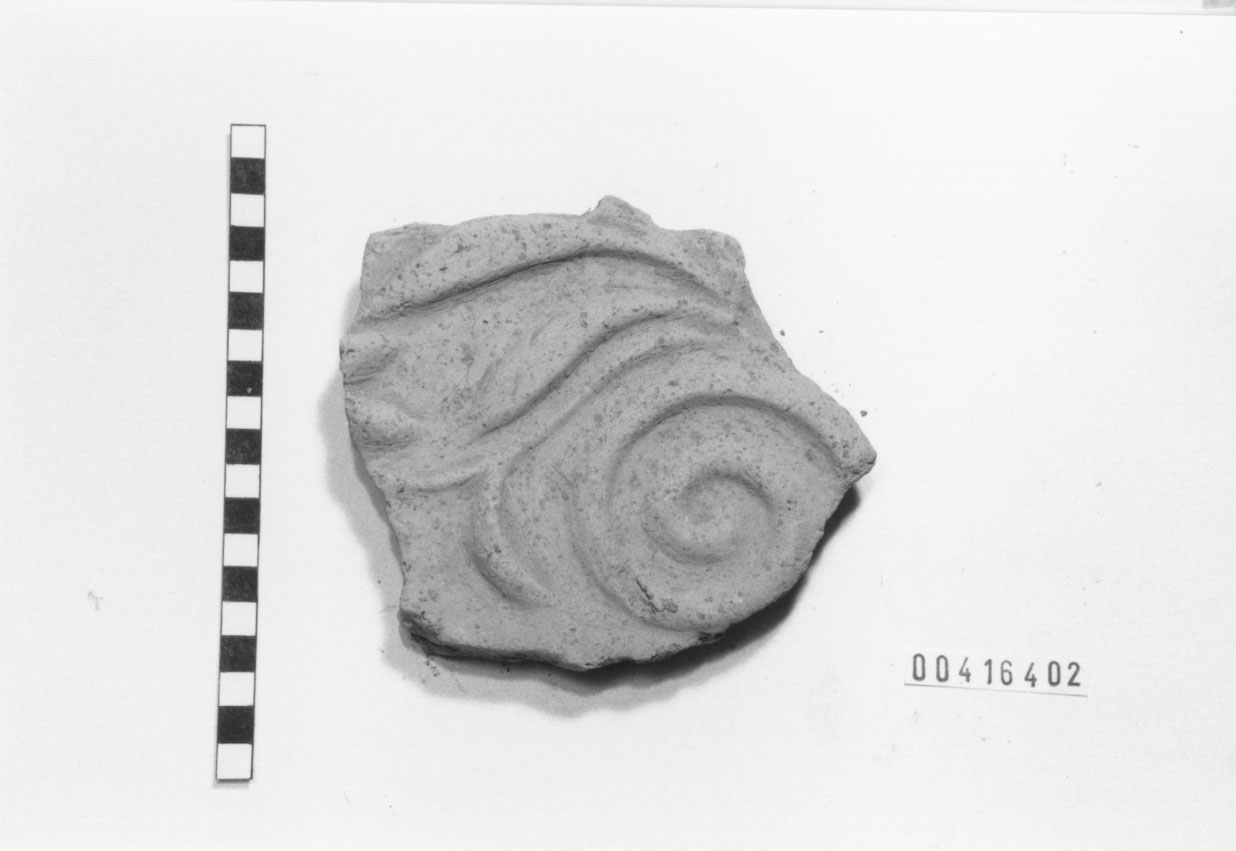 Lastra di rivestimento/ frammento (III a.C, II a.C)