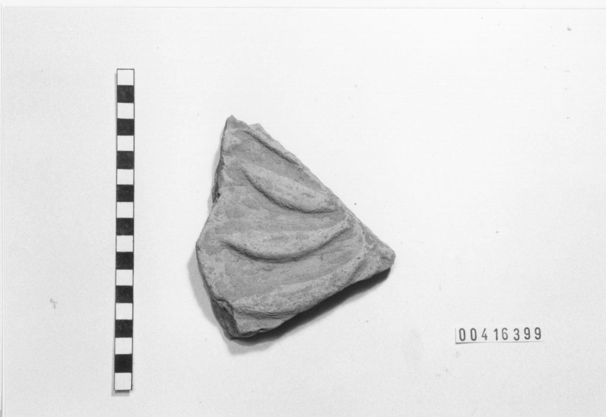 Lastra di rivestimento/ frammento (III a.C, II a.C)