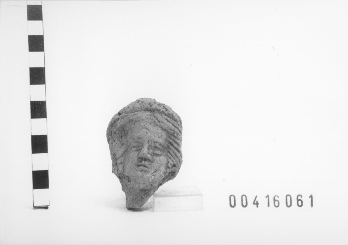 Figura femminile (Testa votiva) (III a.C, II a.C)