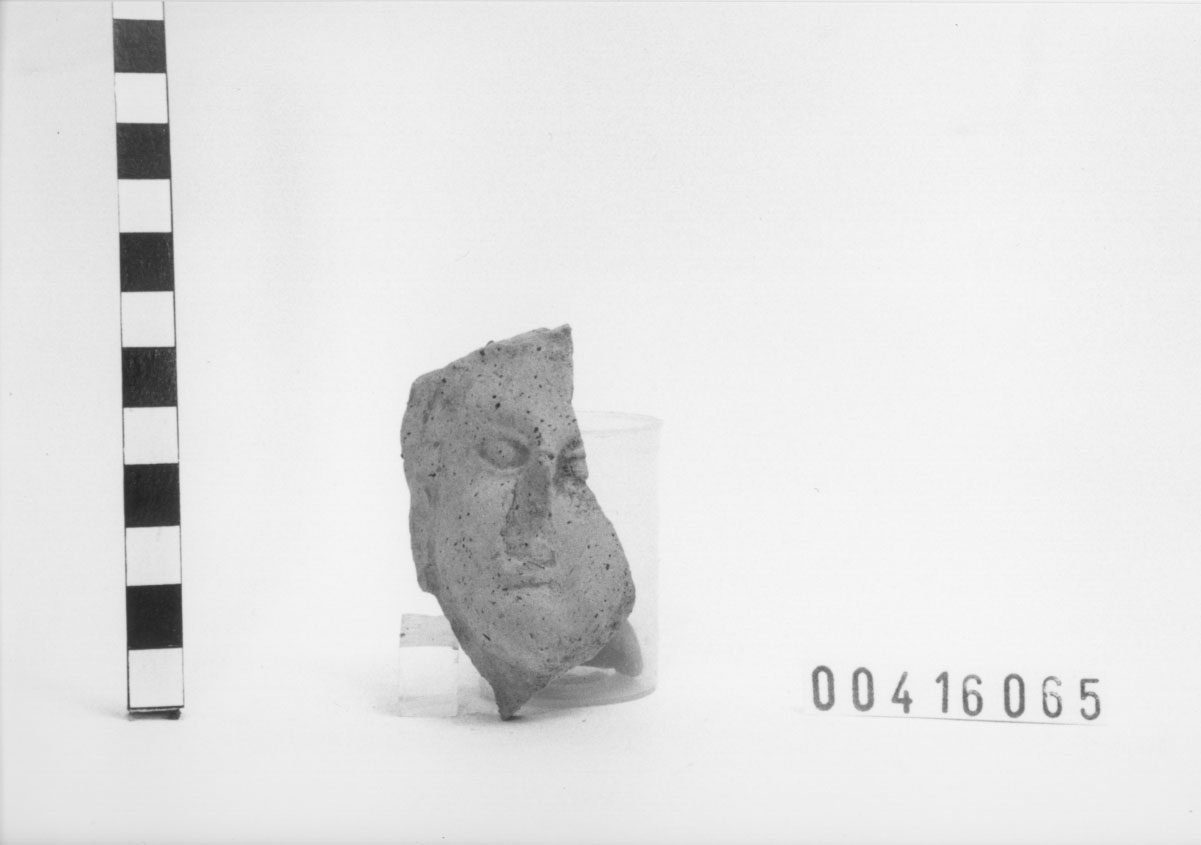 Testa votiva/ frammento (III a.C, II a.C)