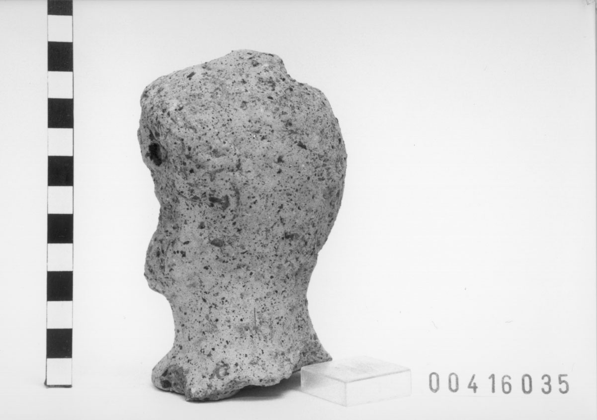 Figura maschile (Mezza testa votiva) (III a.C, II a.C)