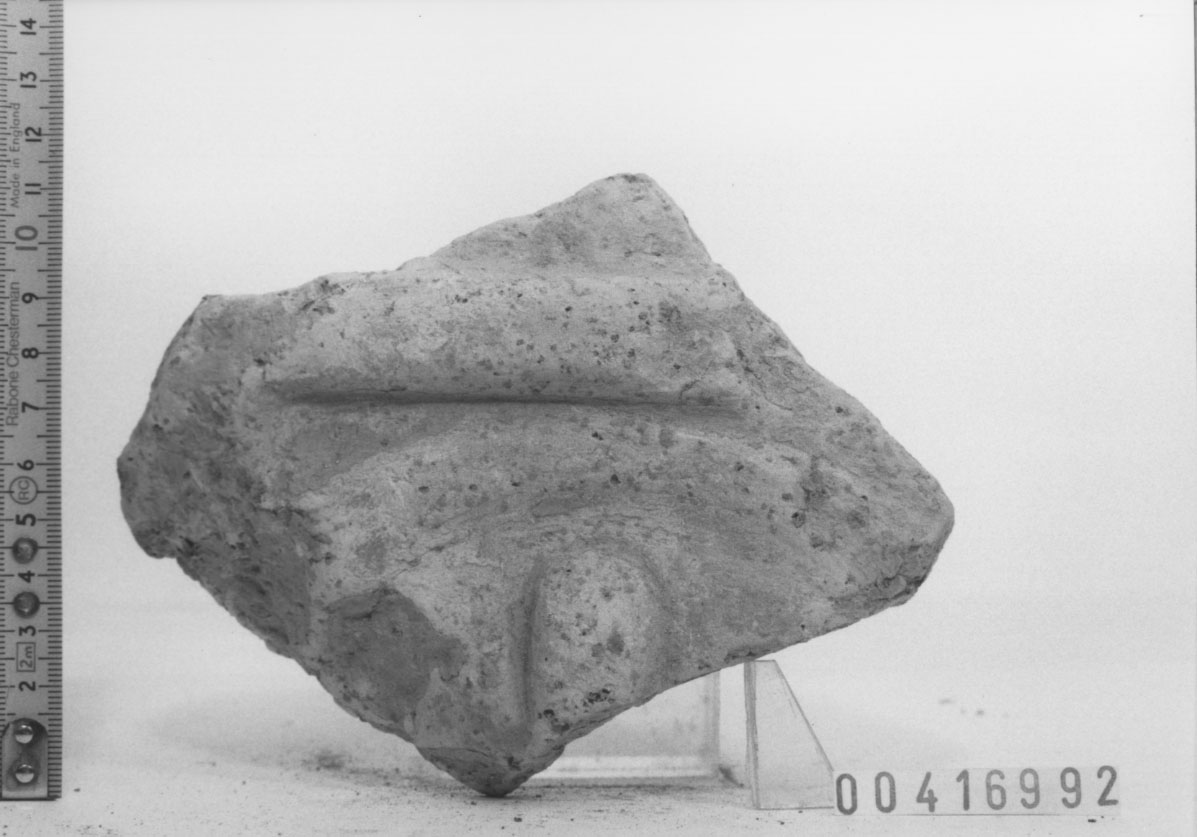 Lastra di rivestimento/ frammento (II a.C, I a.C)