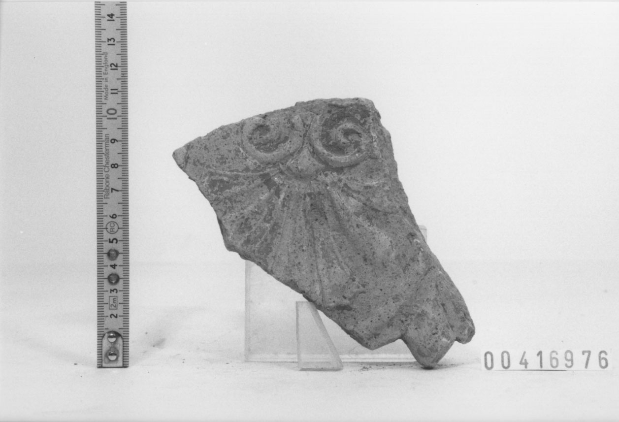 Lastra di rivestimento/ frammento (III a.C, II a.C)