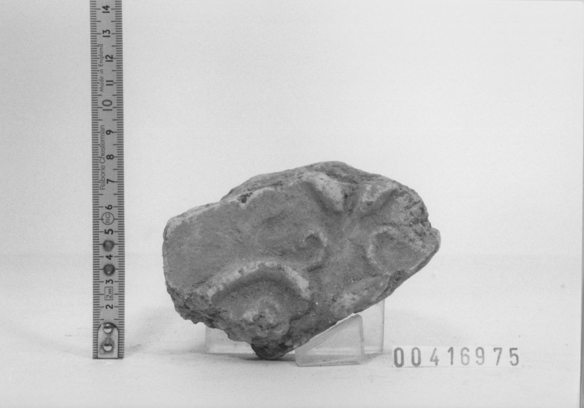 Lastra di rivestimento/ frammento (II a.C, I a.C)