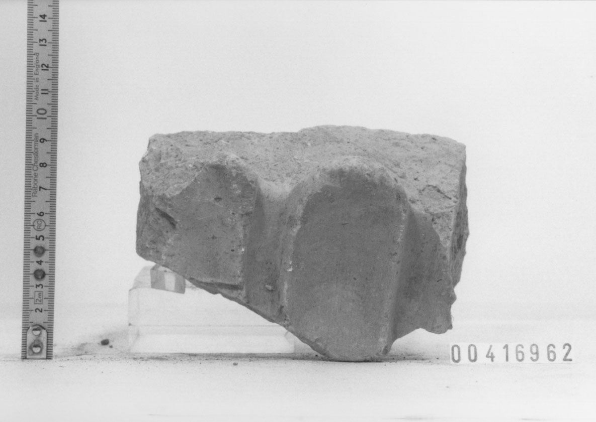 Cornice/ frammento (III a.C, II a.C)