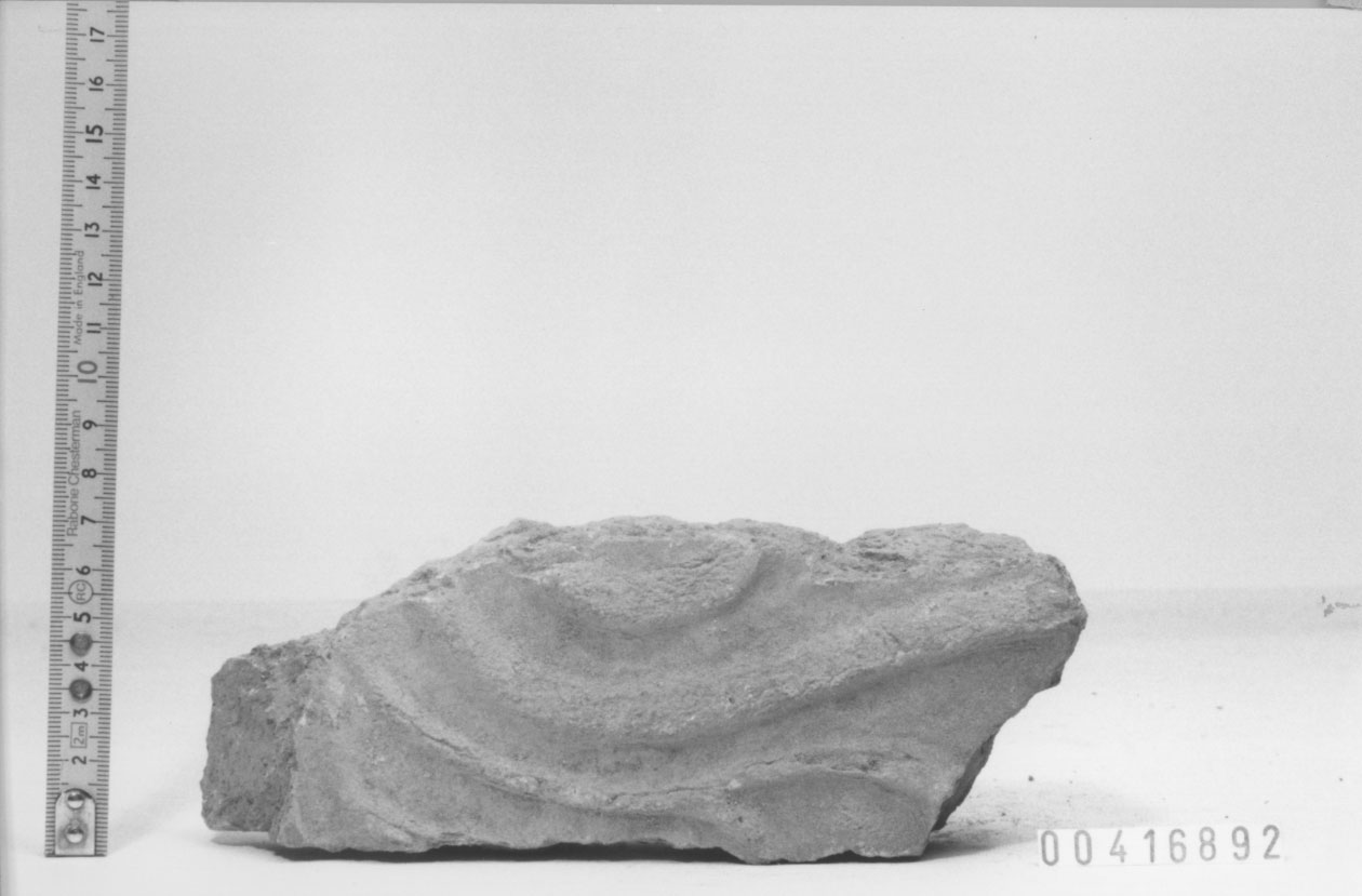 Lastra di rivestimento/ frammento (III a.C, II a.C)