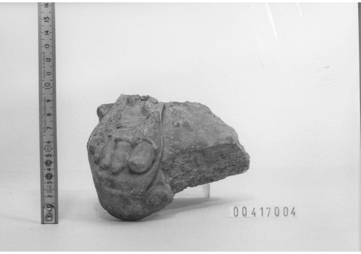 Statua/ frammento (III a.C, II a.C)