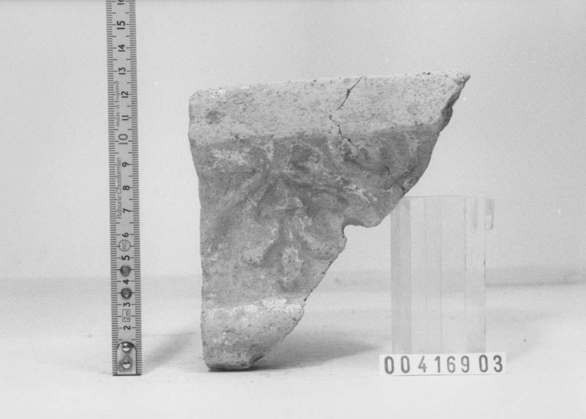 Cornice/ frammento (III a.C, II a.C)