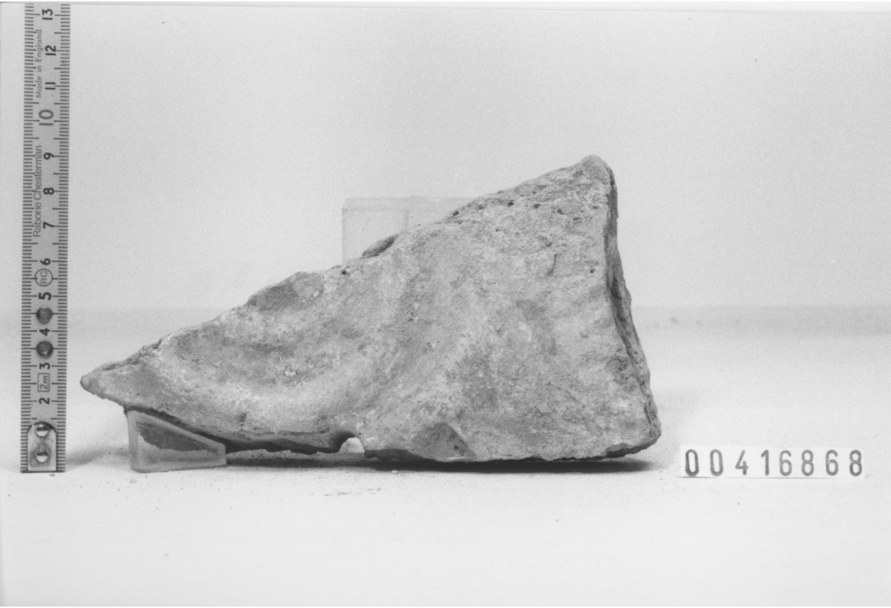 Lastra di rivestimento/ frammento (II a.C, I a.C)