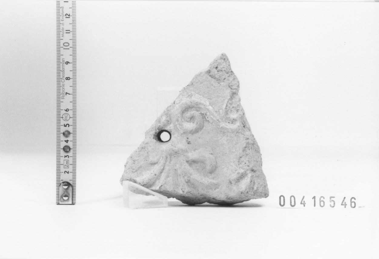 Lastra di rivestimento/ frammento (III a.C, II a.C)