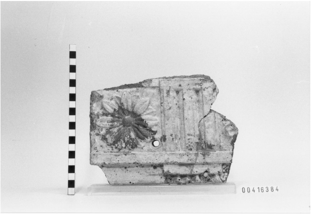 Lastra di rivestimento/ frammento (III a.C, II a.C)