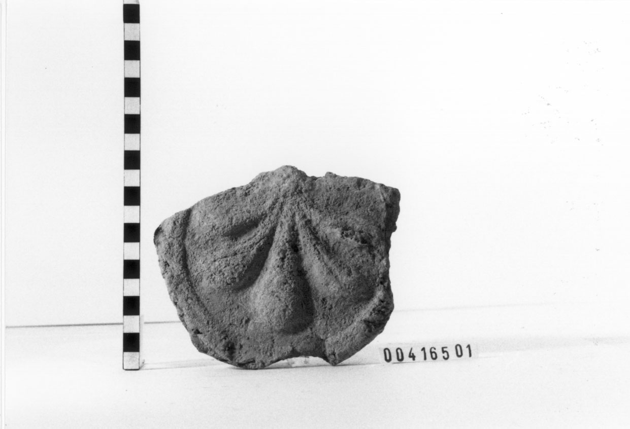 Lastra di rivestimento/ frammento (III a.C, II a.C)