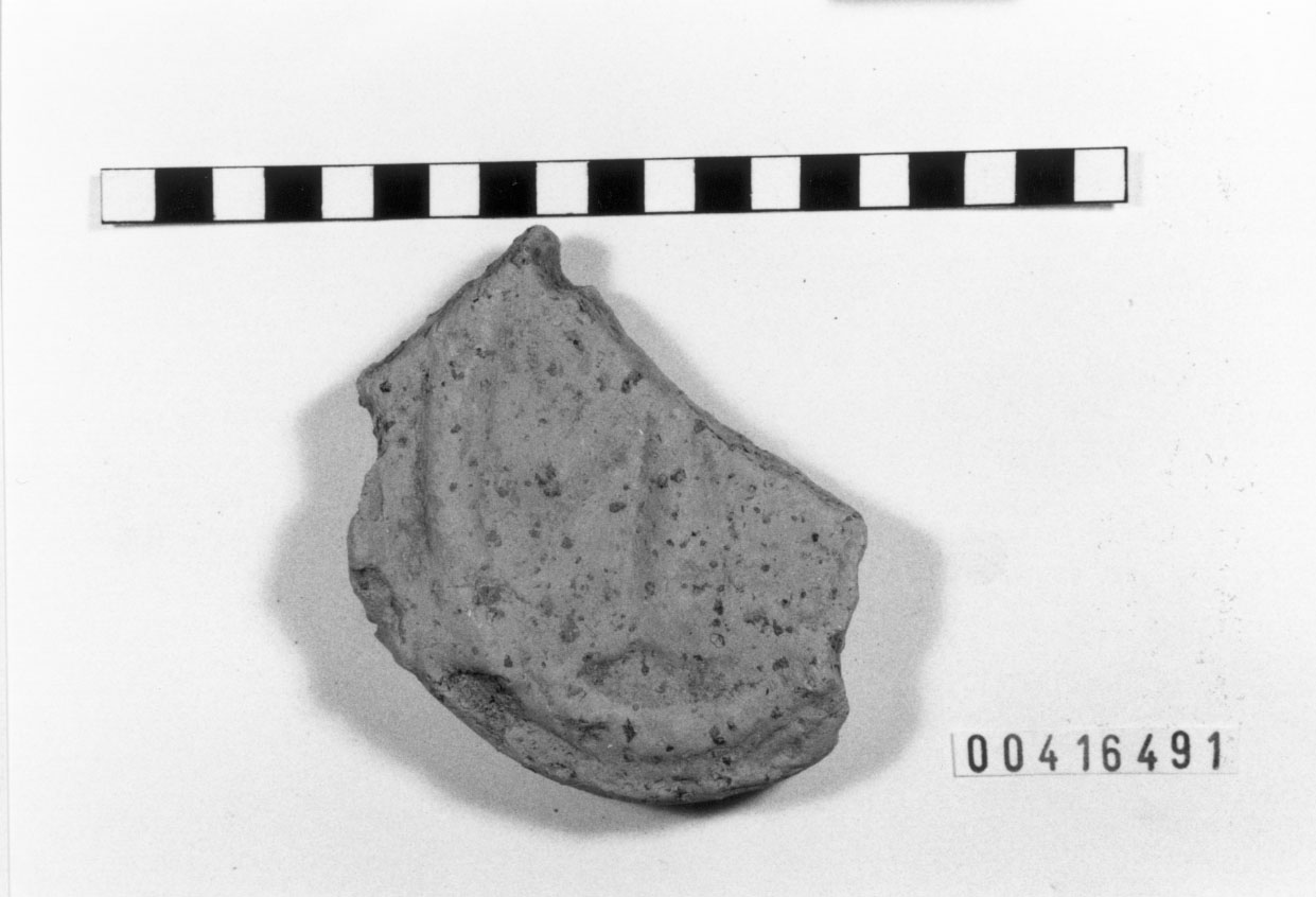 Lastra di rivestimento/ frammento (II a.C, I a.C)