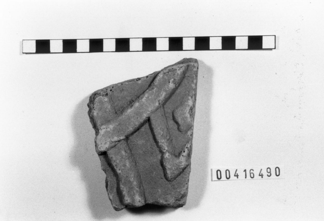 Lastra di rivestimento/ frammento (II a.C, I a.C)