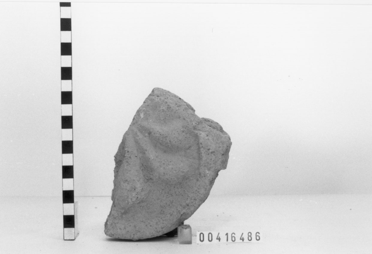 Lastra di rivestimento/ frammento (III a.C, II a.C)