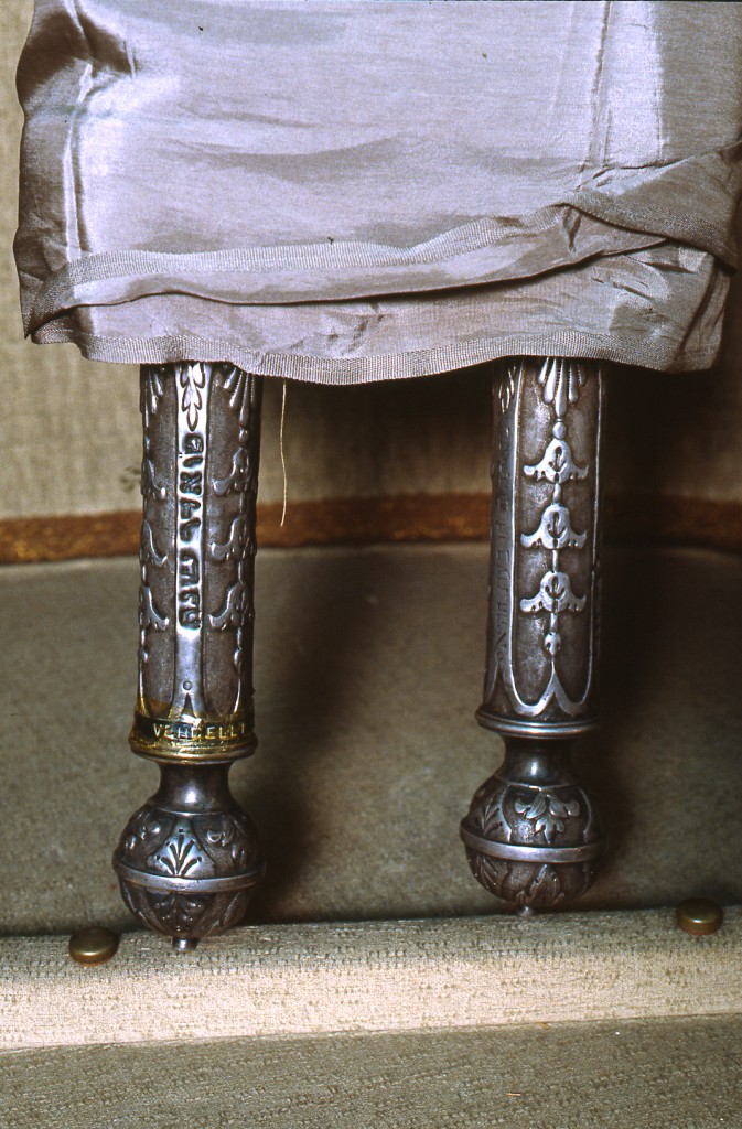 impugnature di Sefer, coppia - ambito italiano, Ambito ebraico (prima metà XIX)