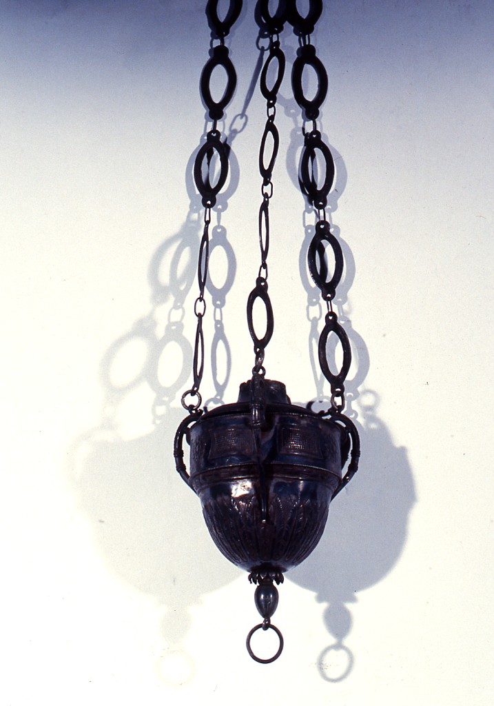 lampada pensile per sinagoga - ambito piemontese, Ambito ebraico (XIX)