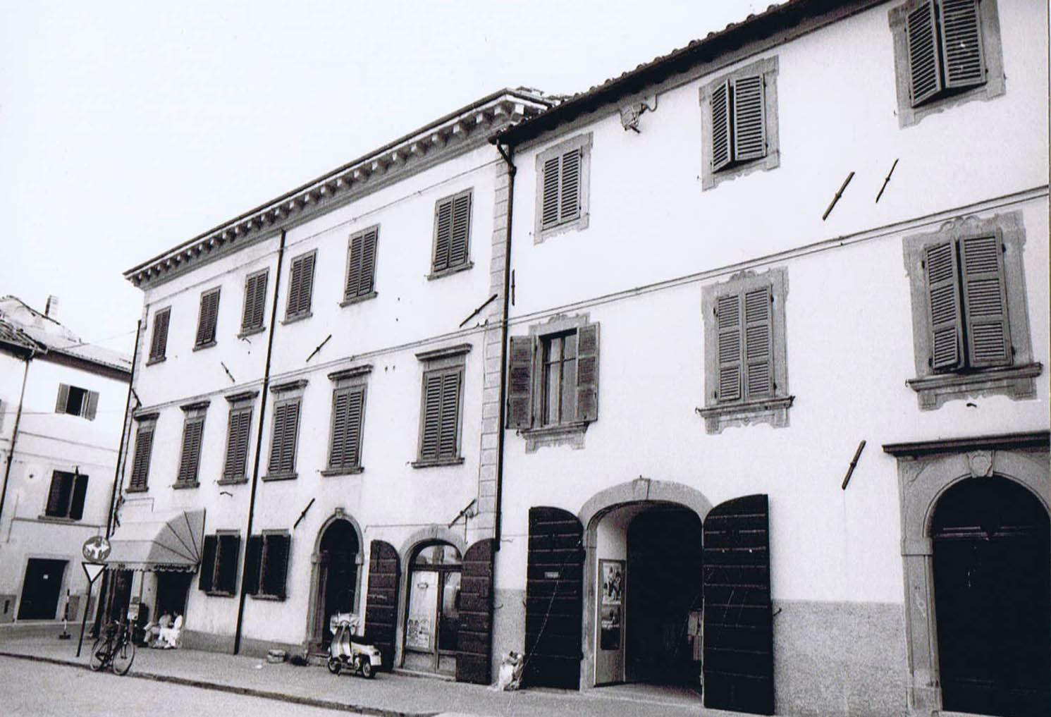 Palazzo Fucci (palazzo, plurifamiliare con negozi) - Bagno di Romagna (FC) 
