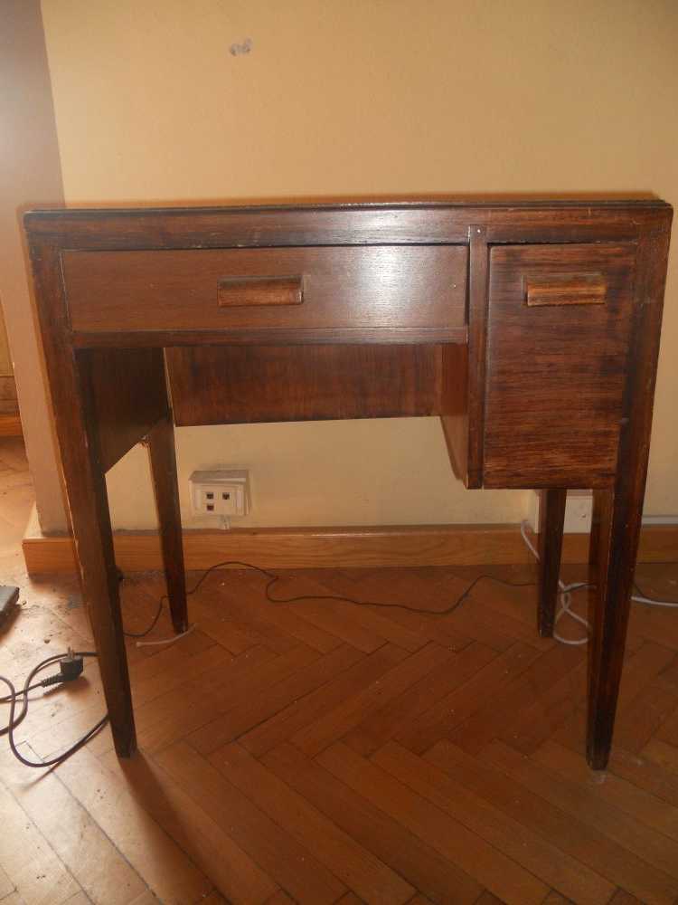 scrivania - ambito italiano (prima metà sec. XX)