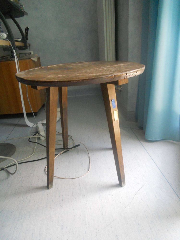 tavolino - ambito toscano (prima metà sec. XX)