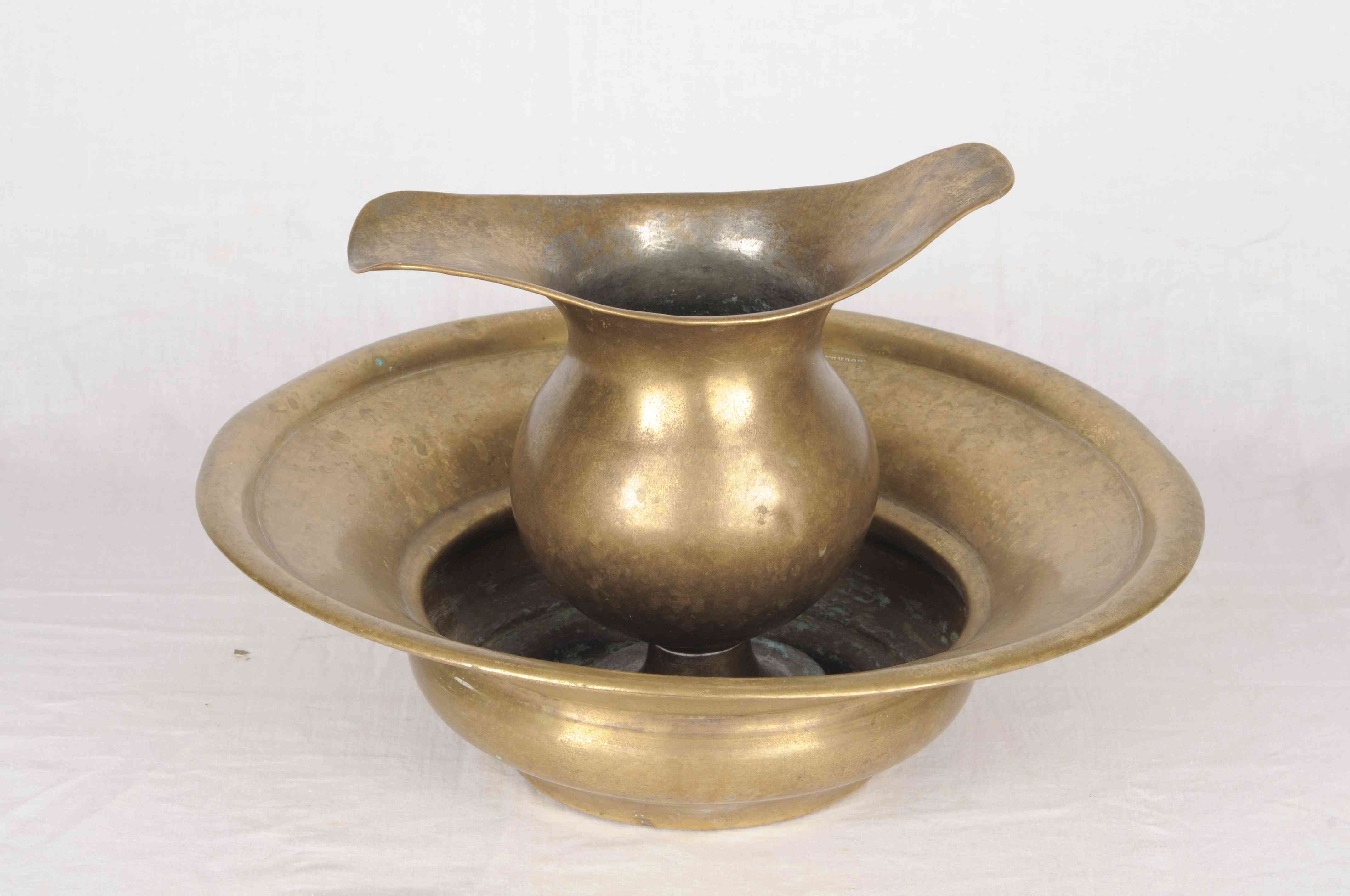 brocca - manifattura toscana (ultimo quarto sec. XIX)