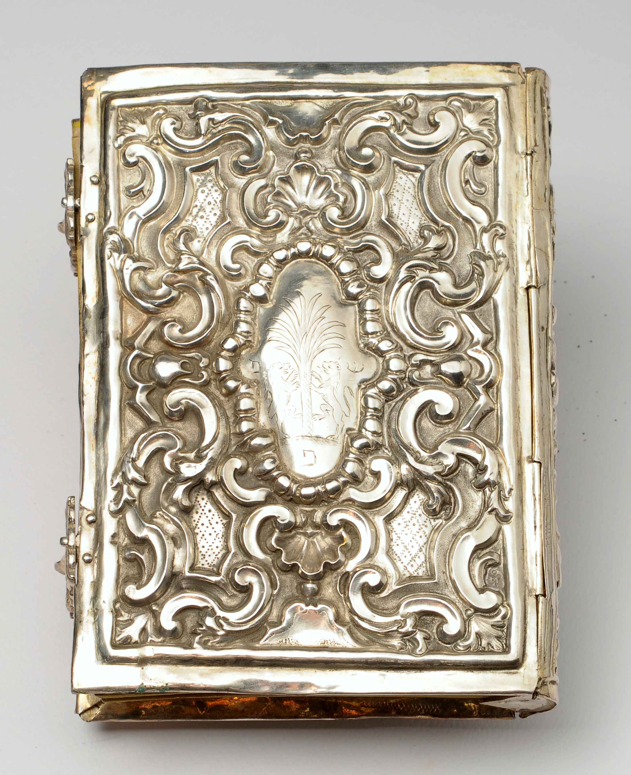 coperta di libro - manifattura romana (sec. XVIII)