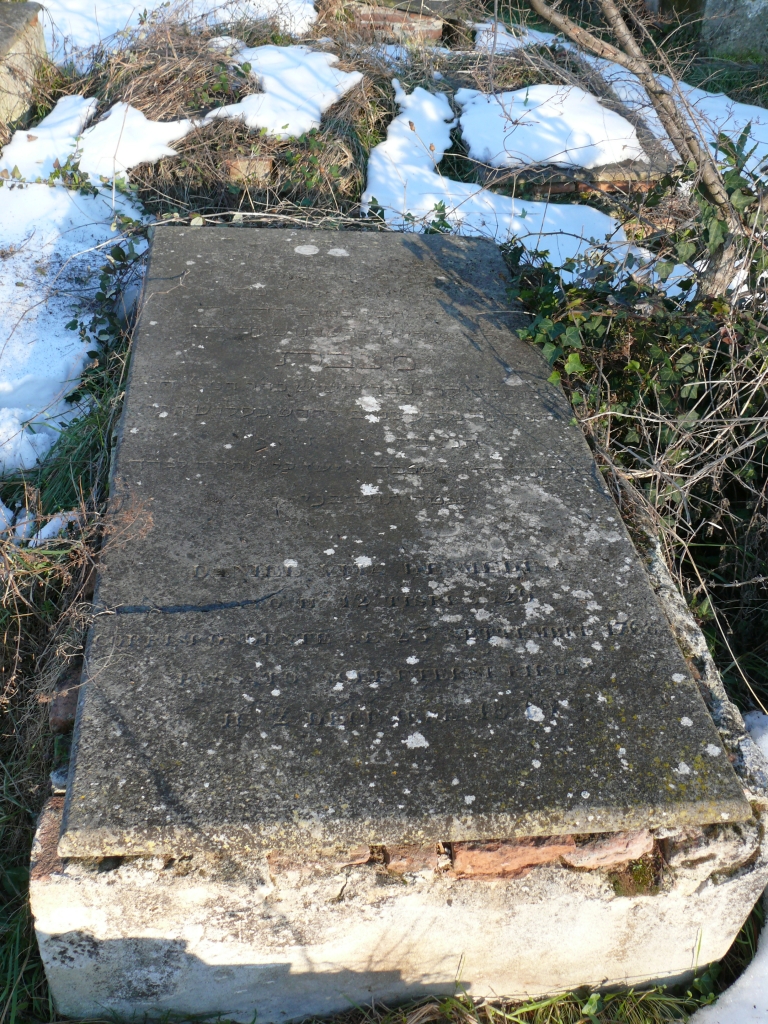 lastra tombale - ambito livornese (sec. XIX)