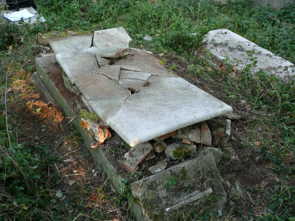 lastra tombale - ambito livornese (sec. XIX)