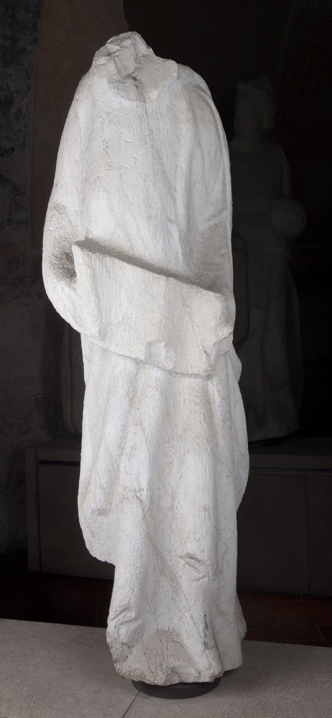 figura femminile con cartiglio (scultura) di Giovanni Pisano (bottega) (seconda metà sec. XIII)