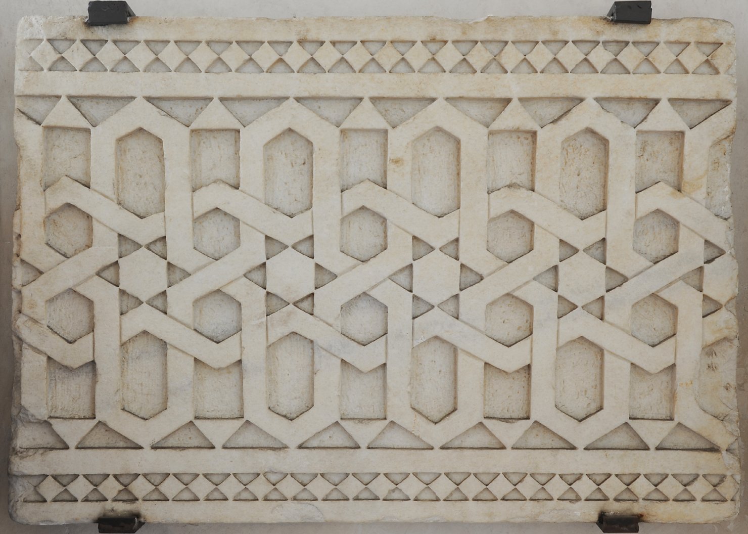 motivi decorativi geometrici (architrave di portale, frammento) - bottega pisana (seconda metà sec. XII)
