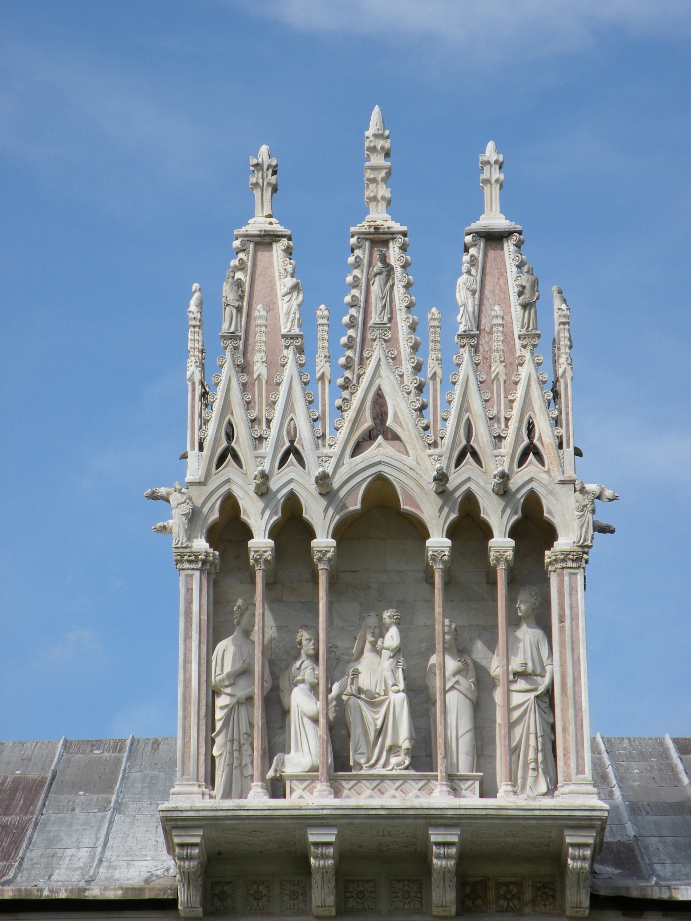 gruppo scultoreo di Lupo di Francesco (sec. XIV)