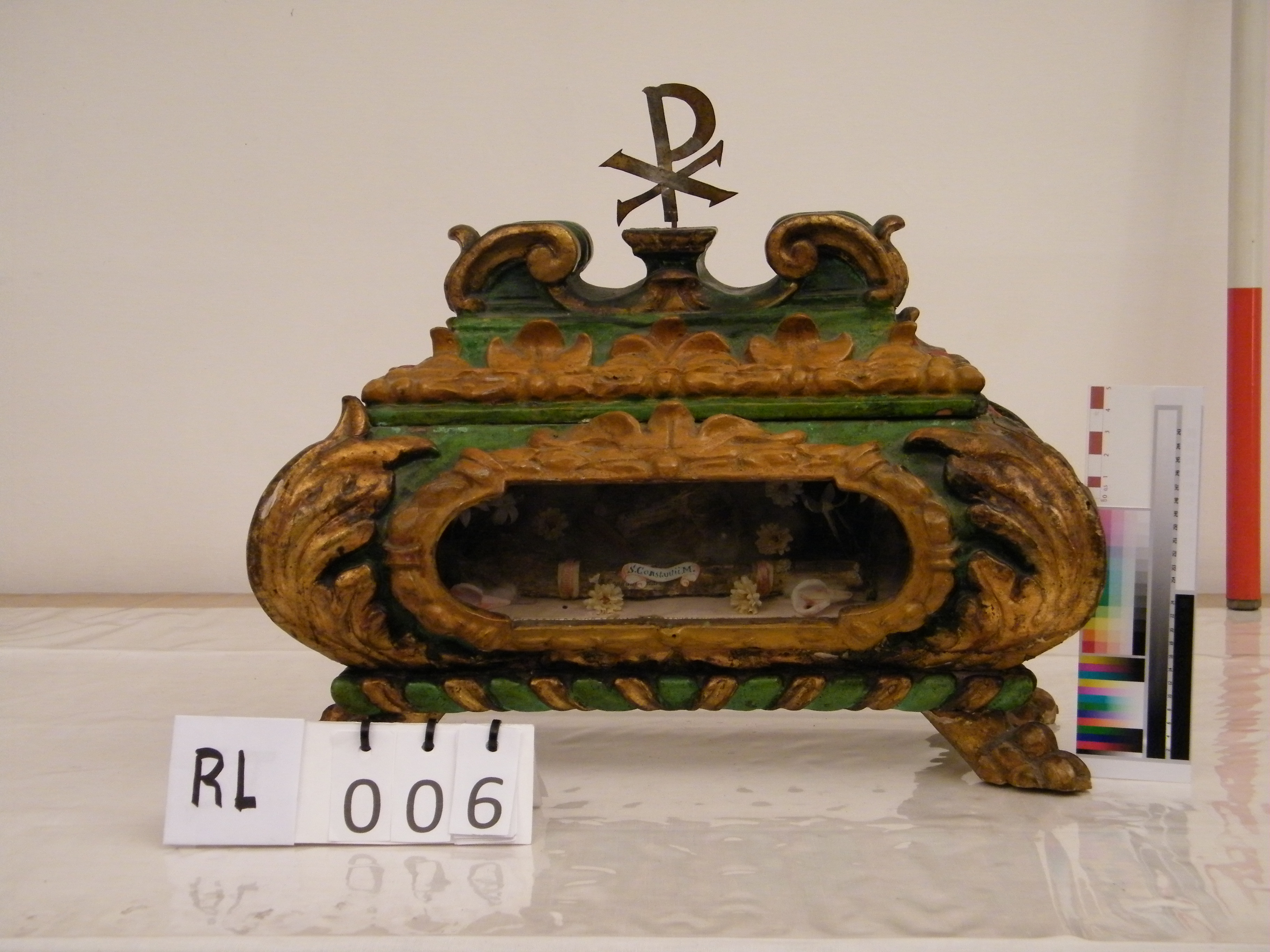 reliquiario - a urna, coppia - ambito marchigiano (metà/ metà XVII/ XVIII)