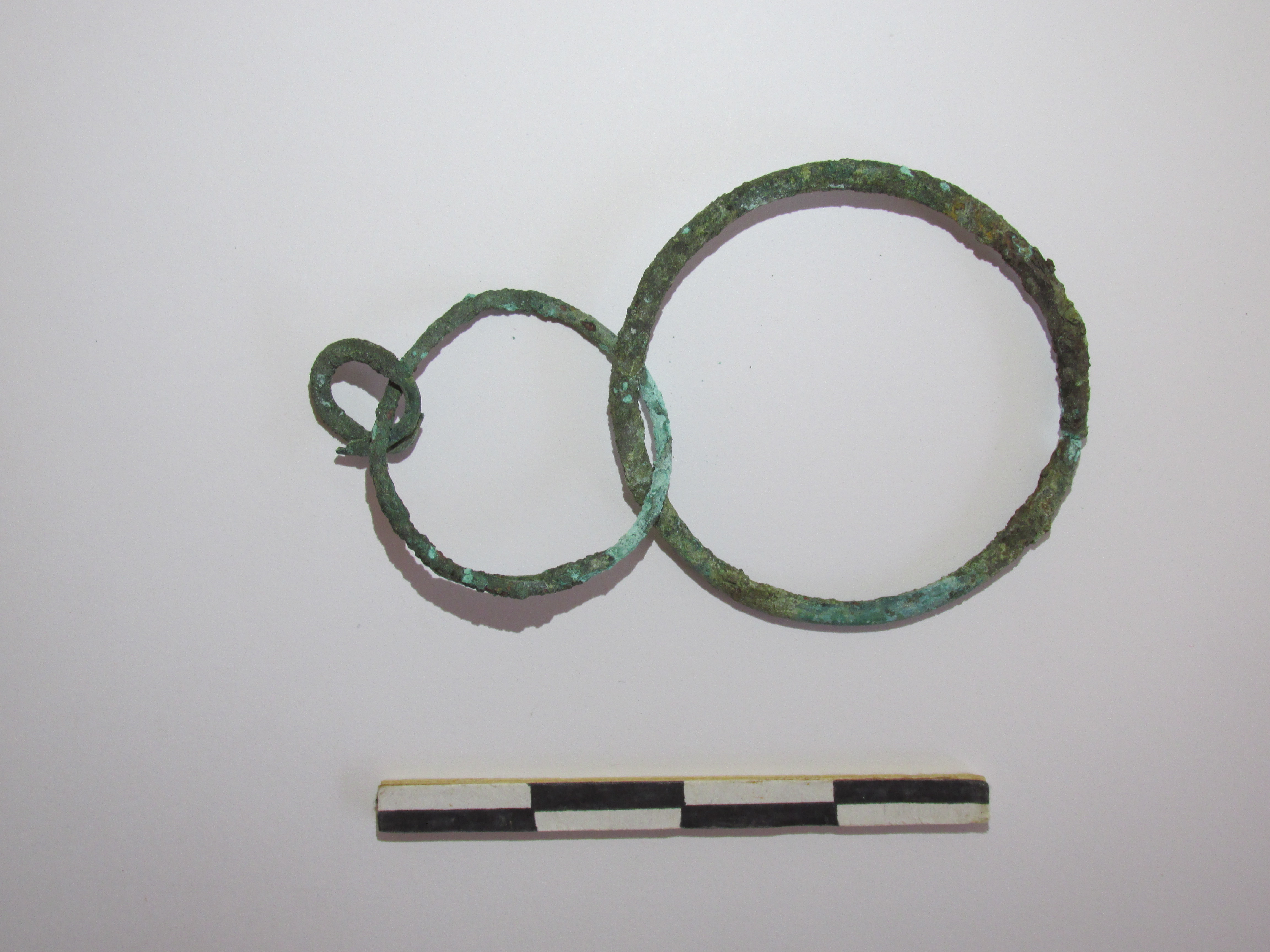 armilla/ armilla a capi aperti (Età Arcaica)