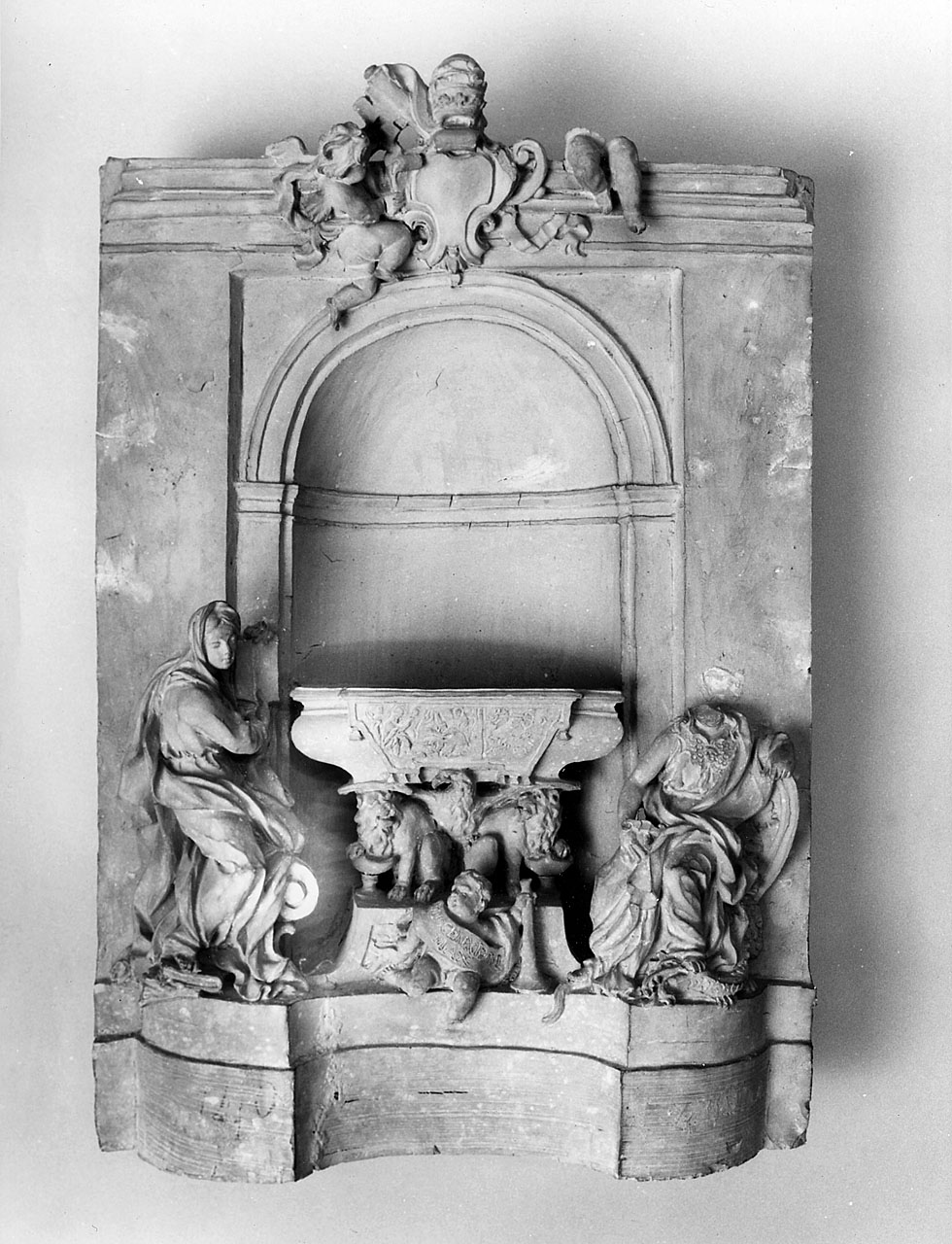 Religione e Fortezza (rilievo) di Monnot Pierre Etienne (sec. XVII)