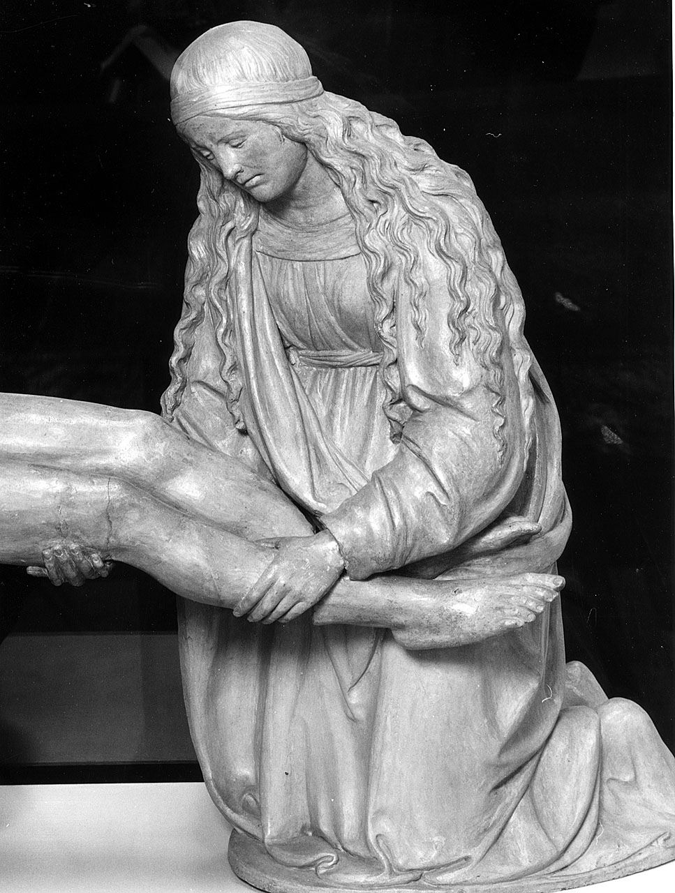 Pietà (gruppo scultoreo) di Della Robbia Andrea (sec. XVI)