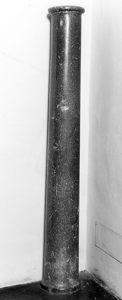 colonna, serie - produzione toscana (sec. XVI)