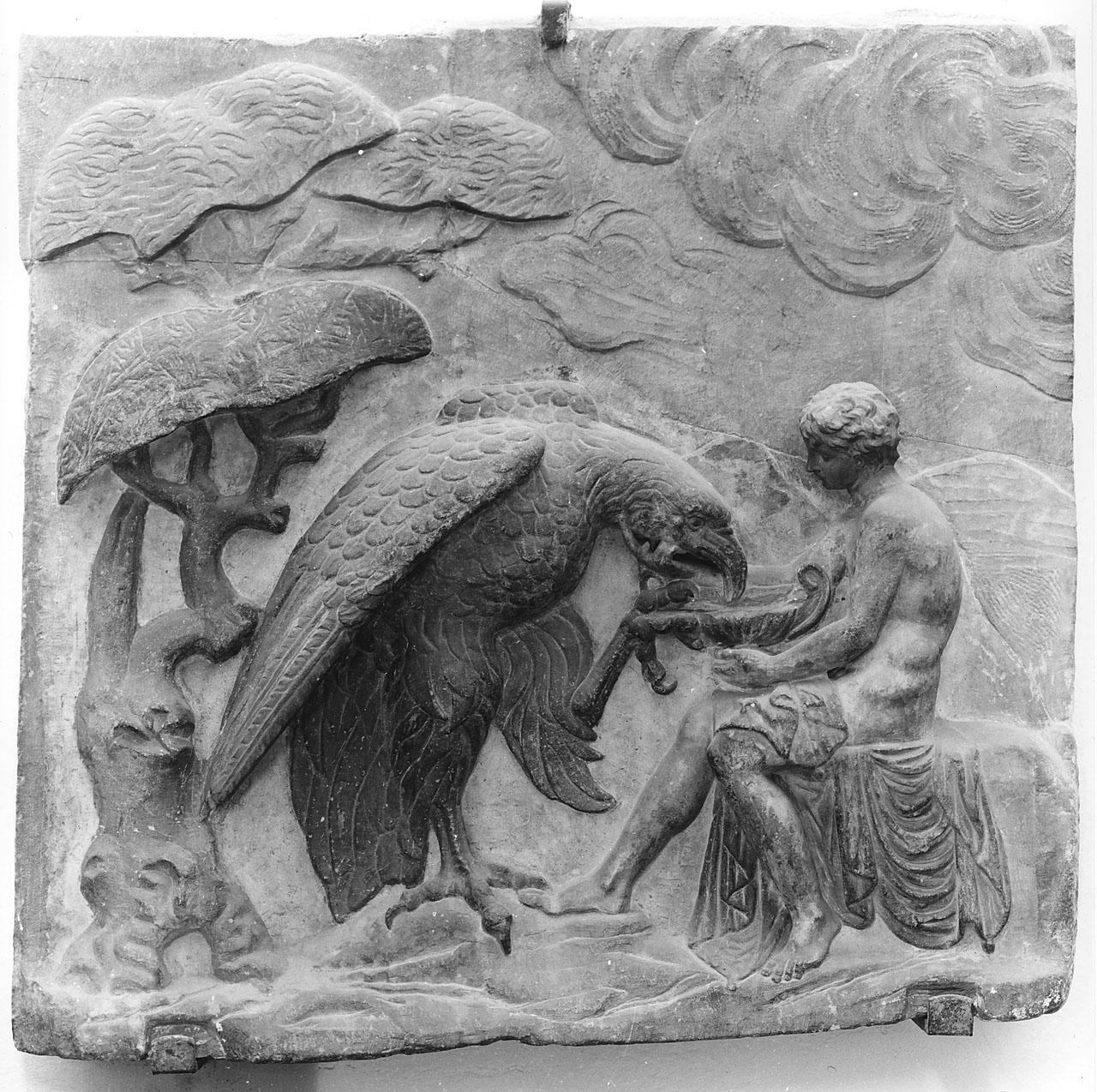 Ganimede dà da bere all'aquila di Giove (rilievo) - bottega toscana (sec. XV)