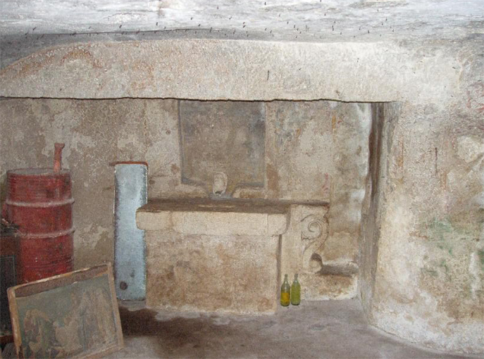 CRIPTA DI S. GIOVANNI DI STAVETA (cripta) - Monopoli (BA) 