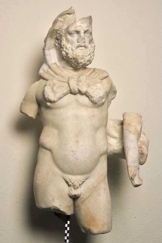statua (metà sec. II d.C)