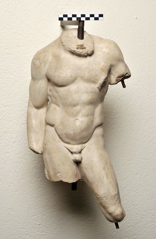 statua (metà sec. II d.C)