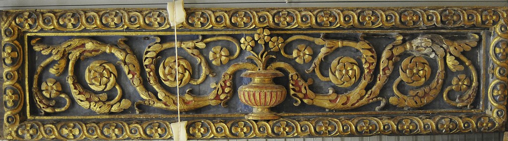 soggetto assente (pannello decorativo, elemento d'insieme) - bottega Italia centrale (metà sec. XVI)