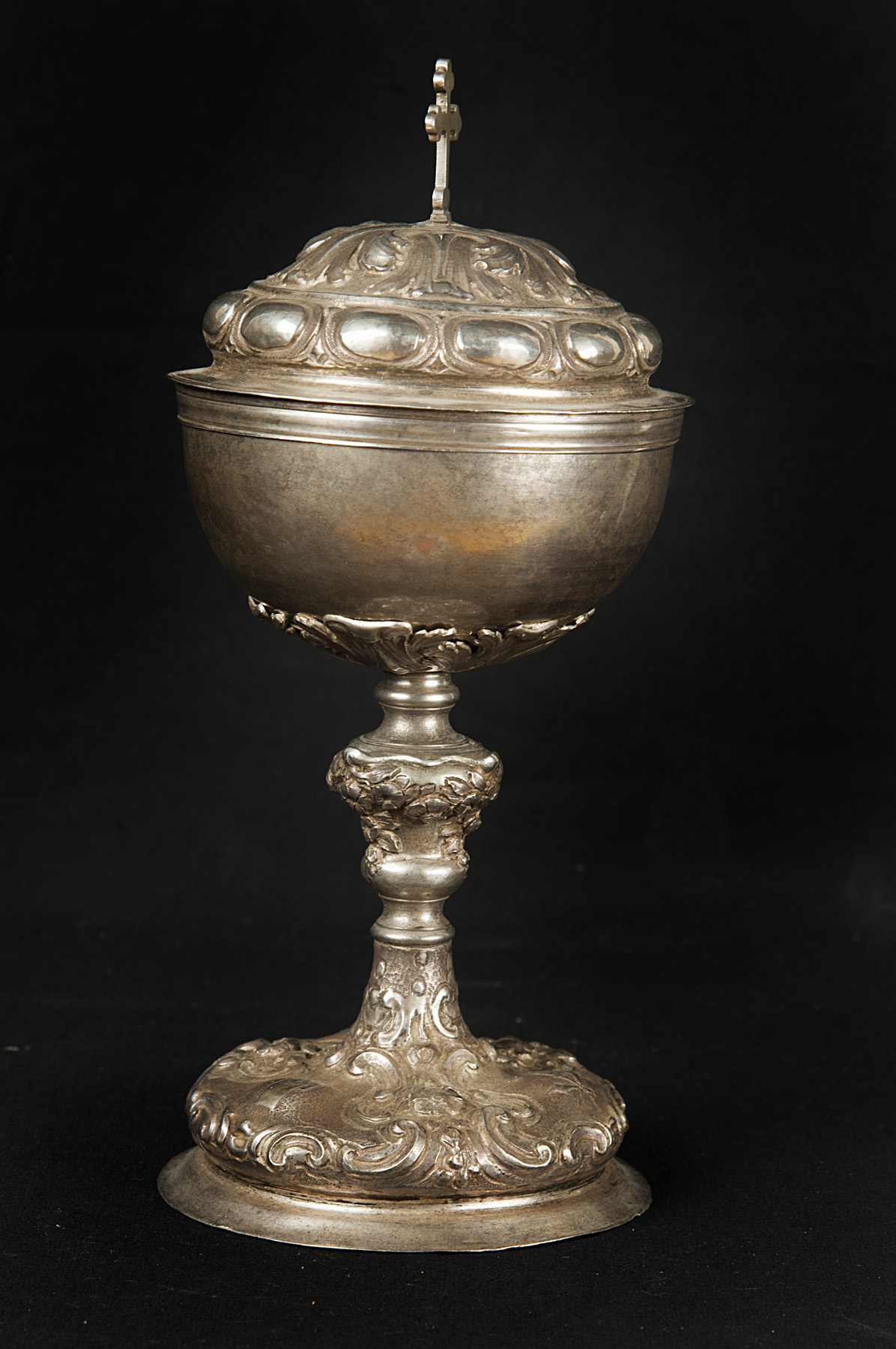 pisside, opera isolata di Mari Cosimo (secondo quarto sec. XVIII)