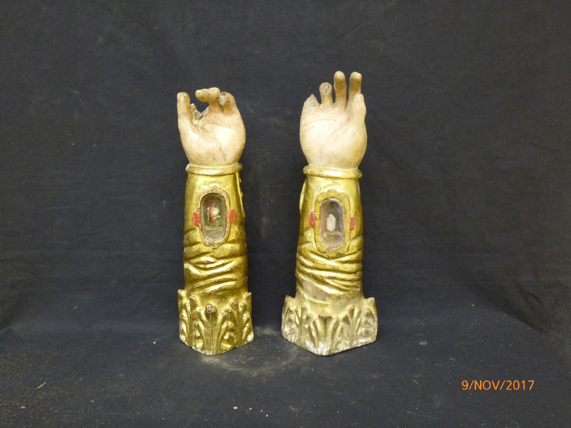 reliquiario antropomorfo - a braccio, coppia - ambito umbro-marchigiano (XVIII)