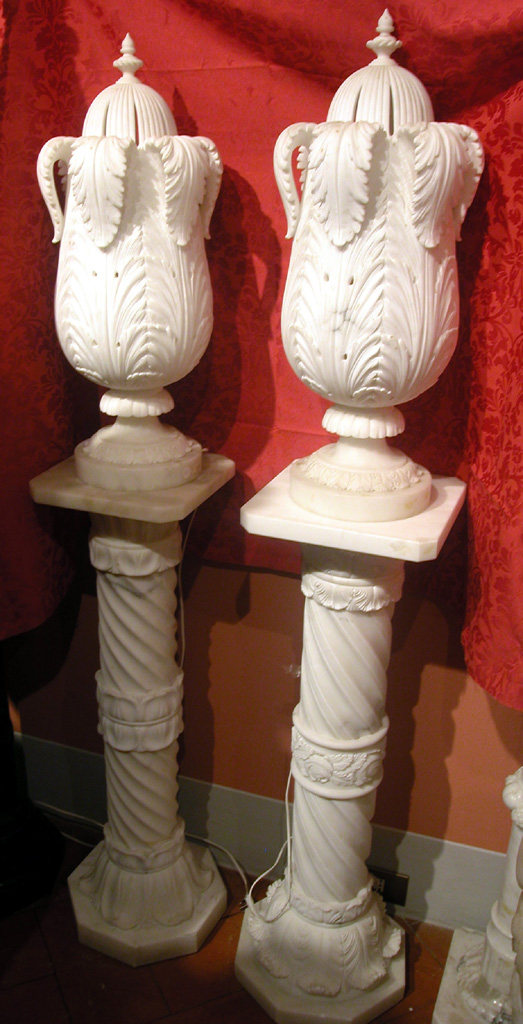 colonna, coppia - bottega volterrana (secc. XVIII/ XX)