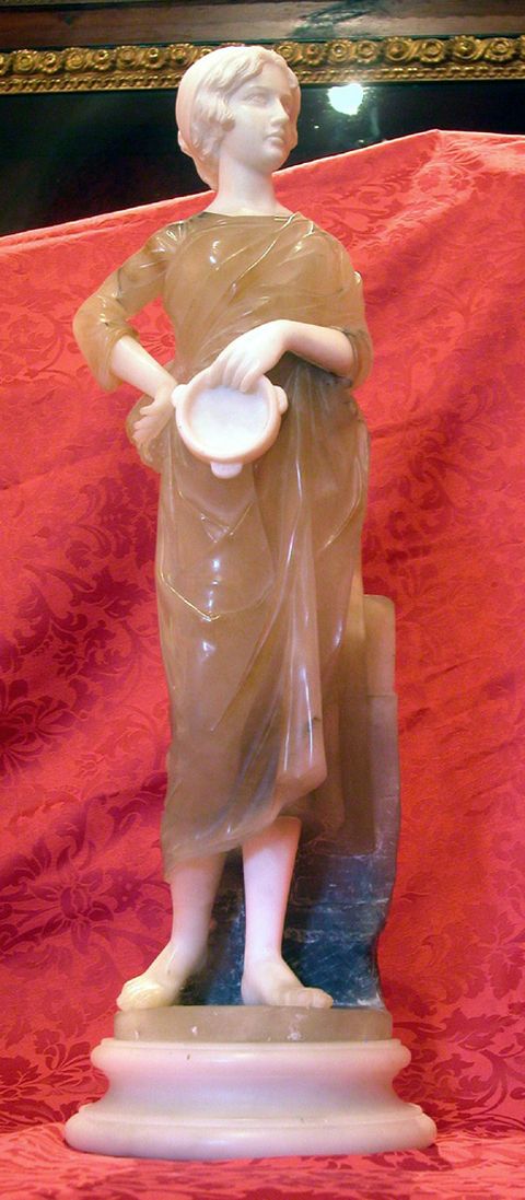 Fanciulla con tamburello, figura femminile (statua, opera isolata) - bottega volterrana (secc. XVIII/ XX)