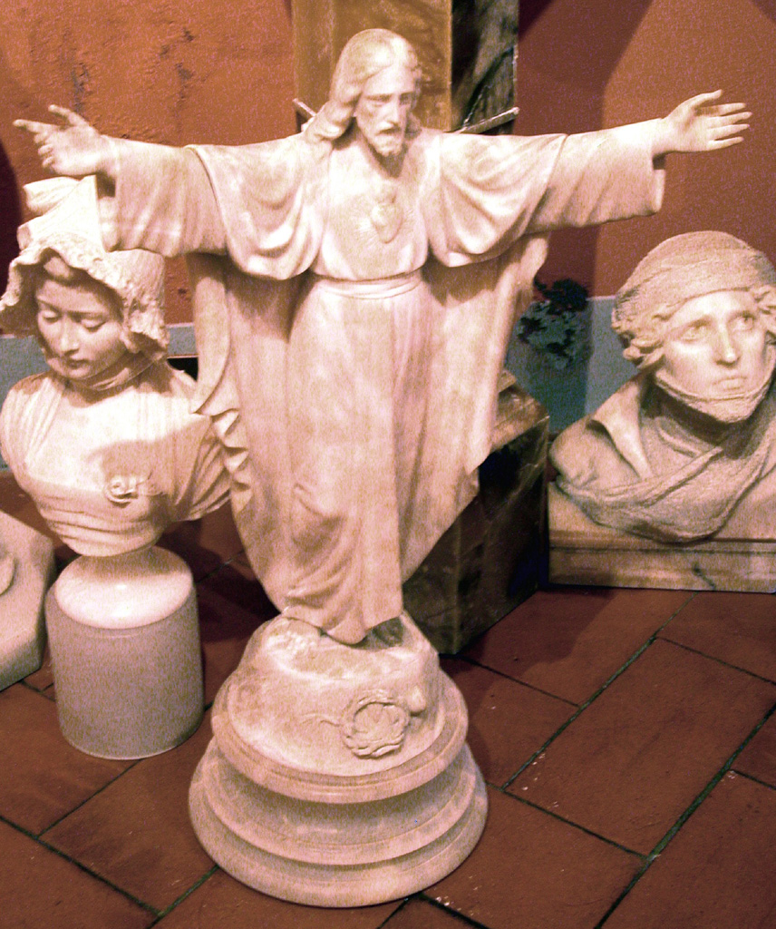 Cristo Redentore, Cristo (statua, opera isolata) - bottega volterrana (secc. XIX/ XX)